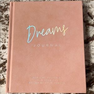 Dreams Journal. Dream, plan, succeed. 👸
